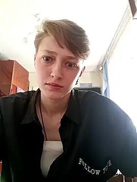 Snapshot of _LindaMiller_ chatting on 5, 5, 2026 LindaMiller online show from 5, 5, 2026