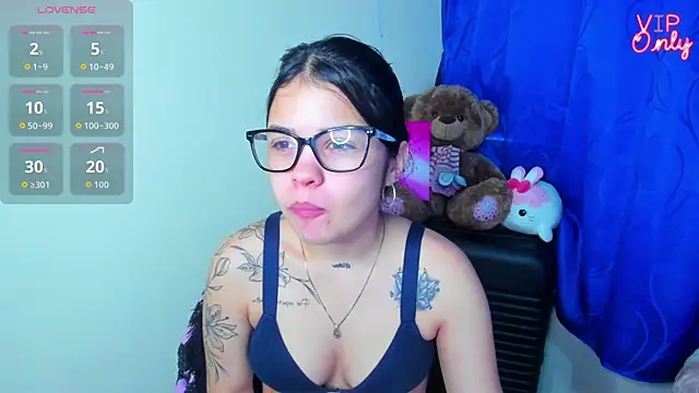 Snapshot of angelina_77 chatting on 17, 7, 2026 angelina 77 online show from 17, 7, 2026