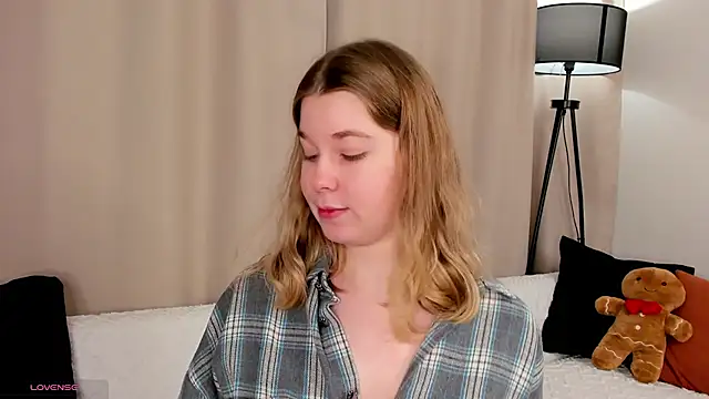 Snapshot of MERRIEMS chatting on 23, 4, 2026 MERRIEMS online show from 23, 4, 2026