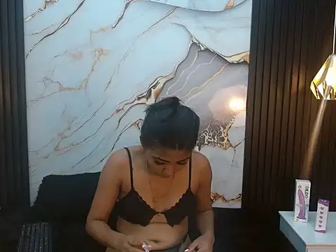 Snapshot of AndreaSerpa chatting on 7, 5, 2026 AndreaSerpa online show from 7, 5, 2026