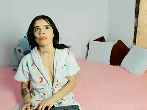 Snapshot of Sofi_Moon1 chatting on 23, 4, 2026 Sofi Moon1 online show from 23, 4, 2026