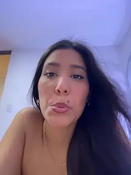 Snapshot of Isabellaa_Joness chatting on 22, 4, 2026 Isabellaa Joness online show from 22, 4, 2026