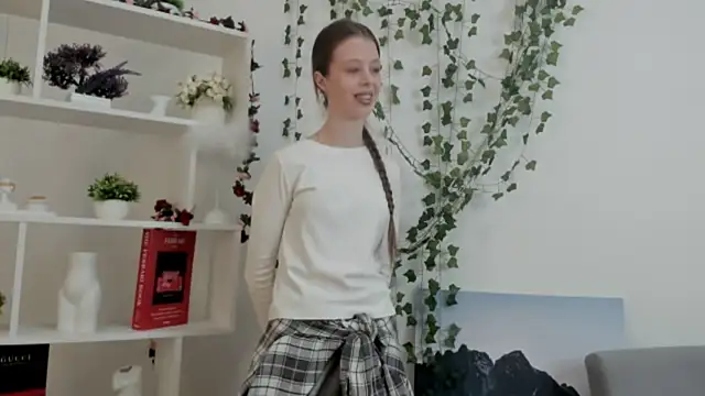 Snapshot of JoellenMadnick chatting on 24, 4, 2026 JoellenMadnick online show from 24, 4, 2026