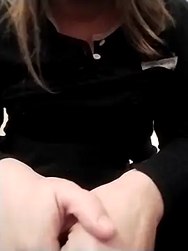 Snapshot of Cuginetti chatting on 22, 4, 2026 Cuginetti online show from 22, 4, 2026