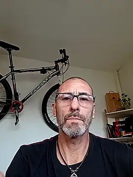 Snapshot of tarko_ chatting on 21, 4, 2026 tarko online show from 21, 4, 2026