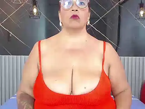 Snapshot of BarbaraGraf chatting on 23, 4, 2026 BarbaraGraf online show from 23, 4, 2026