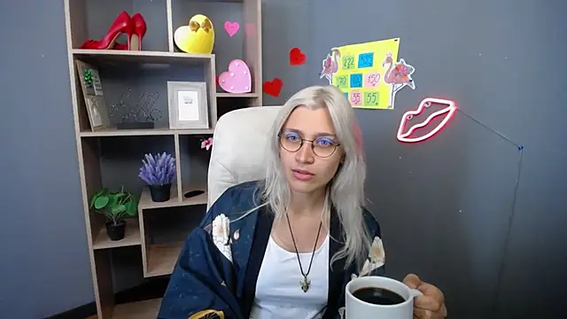 RubyDaviss online show from 10, 5, 2026