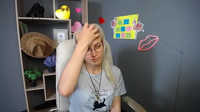 RubyDaviss online show from 18, 5, 2026