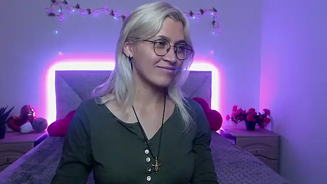RubyDaviss online show from 22, 5, 2026