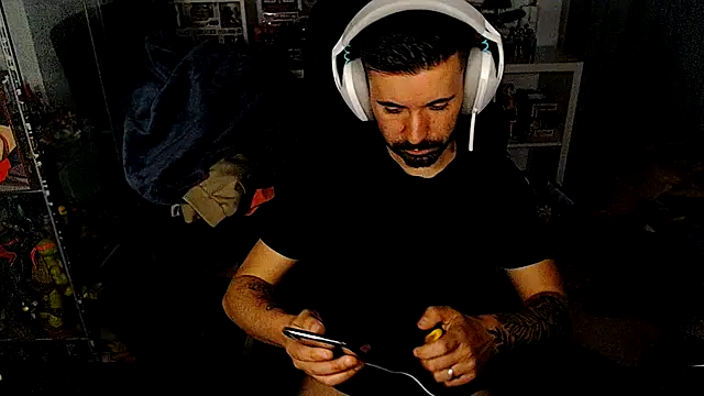 Snapshot of chiquitoconsecreto chatting on 23, 4, 2026 chiquitoconsecreto online show from 23, 4, 2026