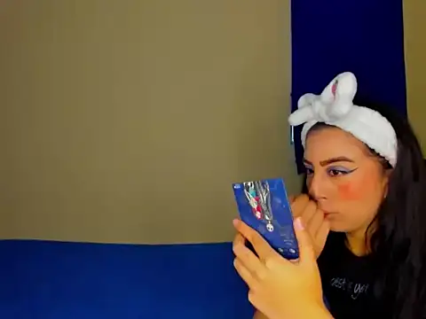 Snapshot of Lore1822 chatting on 22, 4, 2026 Lore1822 online show from 22, 4, 2026