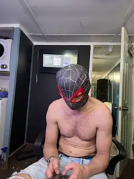 bwcloverboy2 online show from 16, 5, 2026