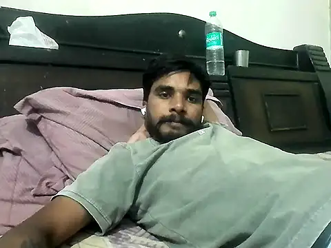 Snapshot of slimbeast_26 chatting on 22, 4, 2026 slimbeast 26 online show from 22, 4, 2026