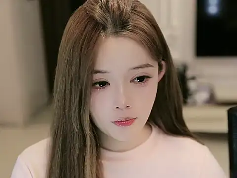 Snapshot of azi666523 chatting on 23, 4, 2026 azi666523 online show from 23, 4, 2026