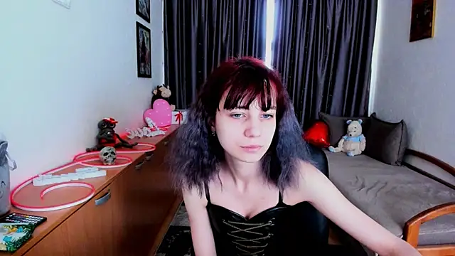 Snapshot of MiniLysii chatting on 13, 6, 2026 MiniLysii online show from 13, 6, 2026