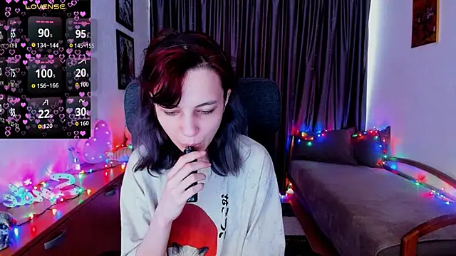 Snapshot of MiniLysii chatting on 10, 7, 2026 MiniLysii online show from 10, 7, 2026