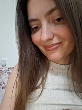 Snapshot of Alba2331 chatting on 15, 5, 2026 Alba2331 online show from 15, 5, 2026