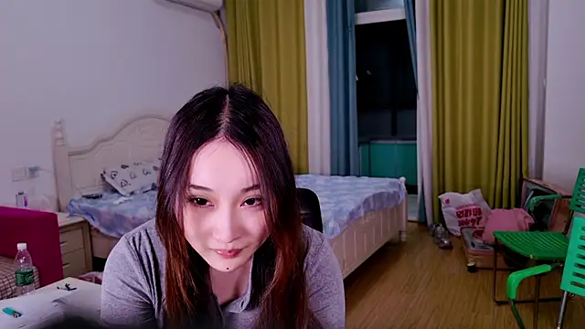 Snapshot of qsjt004 chatting on 22, 4, 2026 qsjt004 online show from 22, 4, 2026