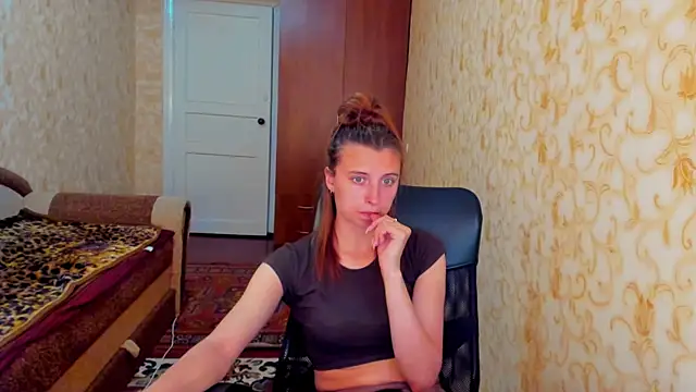 Snapshot of MilaShka29 chatting on 24, 6, 2026 MilaShka29 online show from 24, 6, 2026