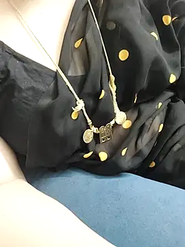 Snapshot of Call_Honey chatting on 11, 6, 2026 Call Honey online show from 11, 6, 2026