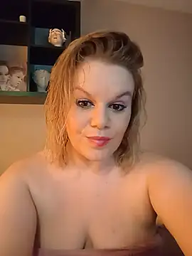 Snapshot of Maryquenn chatting on 5, 6, 2026 Maryquenn online show from 5, 6, 2026
