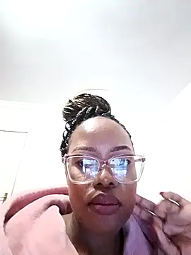 Snapshot of ZaraVex chatting on 24, 4, 2026 ZaraVex online show from 24, 4, 2026