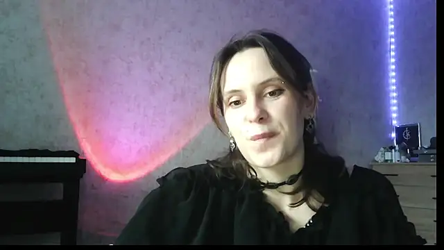 Snapshot of shy_Miracle chatting on 5, 7, 2026 shy Miracle online show from 5, 7, 2026