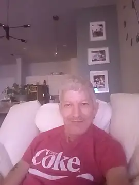 Snapshot of Slut_Puppy chatting on 28, 4, 2026 Slut Puppy online show from 28, 4, 2026