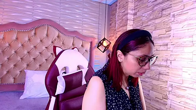 Snapshot of stephaniesun_ chatting on 16, 7, 2026 stephaniesun online show from 16, 7, 2026