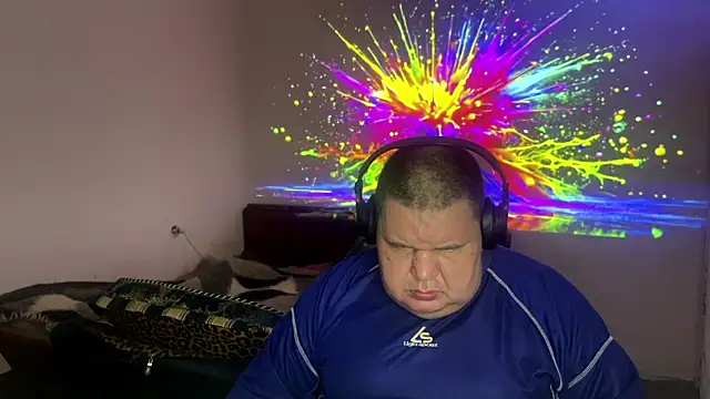 Snapshot of chubby_daddy chatting on 24, 4, 2026 chubby daddy online show from 24, 4, 2026