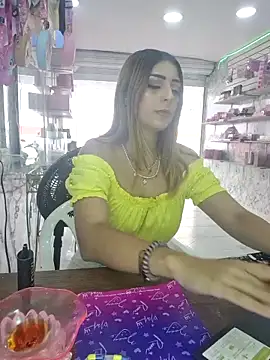 Snapshot of mia_eph chatting on 23, 4, 2026 mia eph online show from 23, 4, 2026