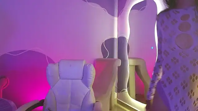 Snapshot of Aeritta_Nova chatting on 23, 4, 2026 Aeritta Nova online show from 23, 4, 2026