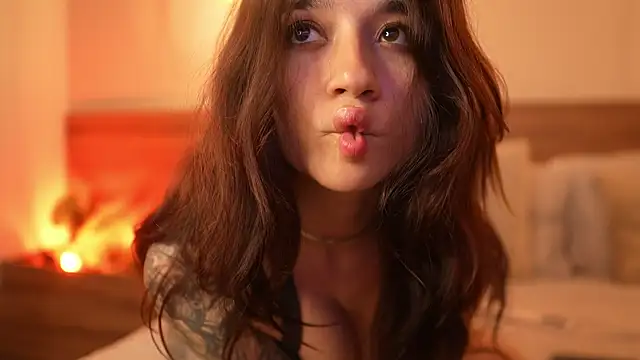 Snapshot of Charlotte_Rossee chatting on 28, 7, 2026 Charlotte Rossee online show from 28, 7, 2026