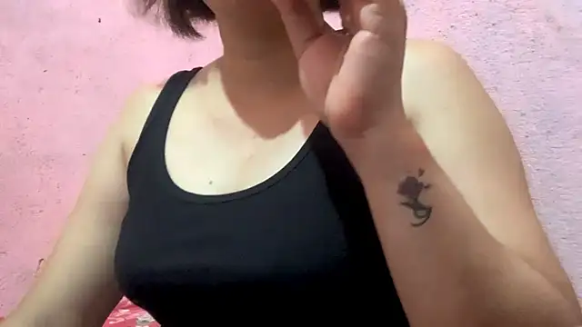 Snapshot of Xxx_tit chatting on 23, 4, 2026 Xxx tit online show from 23, 4, 2026