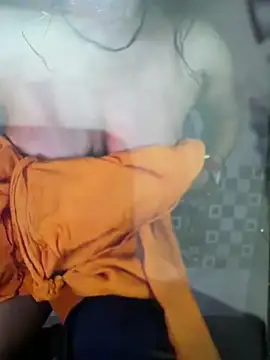 Snapshot of yyyyyooorrrwww chatting on 23, 4, 2026 yyyyyooorrrwww online show from 23, 4, 2026