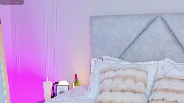 Snapshot of MaddisonEvanss chatting on 14, 5, 2026 MaddisonEvanss online show from 14, 5, 2026