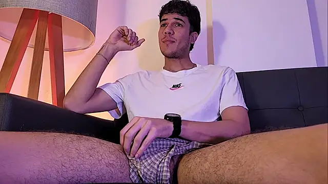 Snapshot of Derek_stud_ chatting on 5, 6, 2026 Derek stud online show from 5, 6, 2026