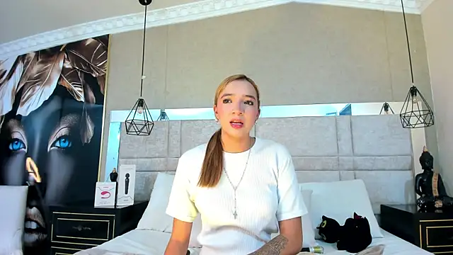 SamaanthaMiller online show from 6, 5, 2026