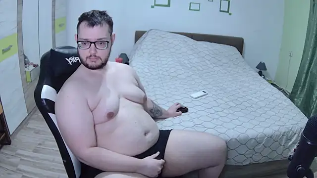 Snapshot of David_chubby69 chatting on 25, 4, 2026 David chubby69 online show from 25, 4, 2026