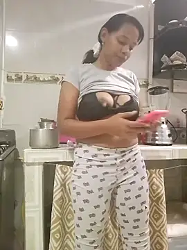 Snapshot of Stefany_03_ chatting on 28, 6, 2026 Stefany 03 online show from 28, 6, 2026