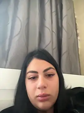 Snapshot of LilyLovell chatting on 27, 4, 2026 LilyLovell online show from 27, 4, 2026