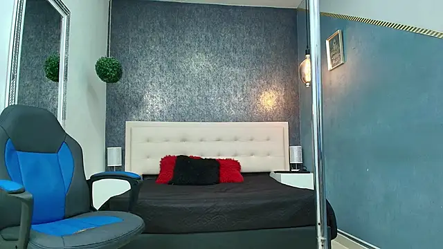 Snapshot of Erick_Damon chatting on 27, 4, 2026 Erick Damon online show from 27, 4, 2026