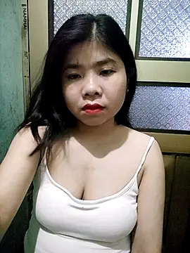 Snapshot of Ayti01 chatting on 9, 6, 2026 Ayti01 online show from 9, 6, 2026