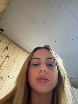 Snapshot of micasex chatting on 5, 5, 2026 micasex online show from 5, 5, 2026