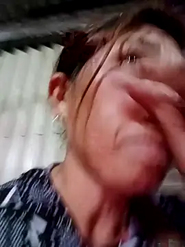 Snapshot of Melari chatting on 23, 4, 2026 Melari online show from 23, 4, 2026