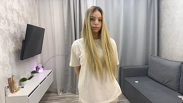 Snapshot of Mooniesiesita chatting on 24, 4, 2026 Mooniesiesita online show from 24, 4, 2026