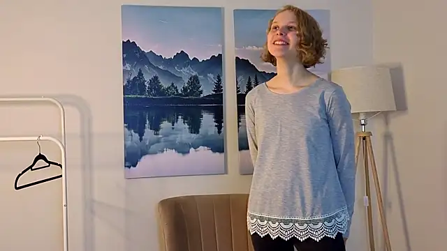 Snapshot of RaguelHeffron chatting on 27, 4, 2026 RaguelHeffron online show from 27, 4, 2026