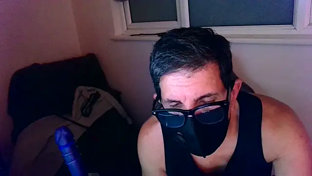 Snapshot of maskedilf chatting on 24, 5, 2026 maskedilf online show from 24, 5, 2026