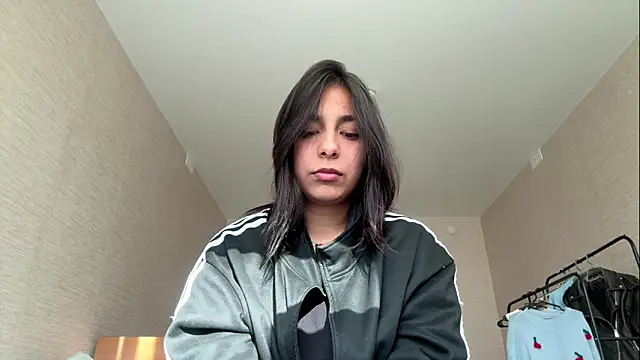 Snapshot of NikiBrunsvold chatting on 24, 4, 2026 NikiBrunsvold online show from 24, 4, 2026