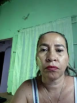 Snapshot of iris_9 chatting on 6, 5, 2026 iris 9 online show from 6, 5, 2026